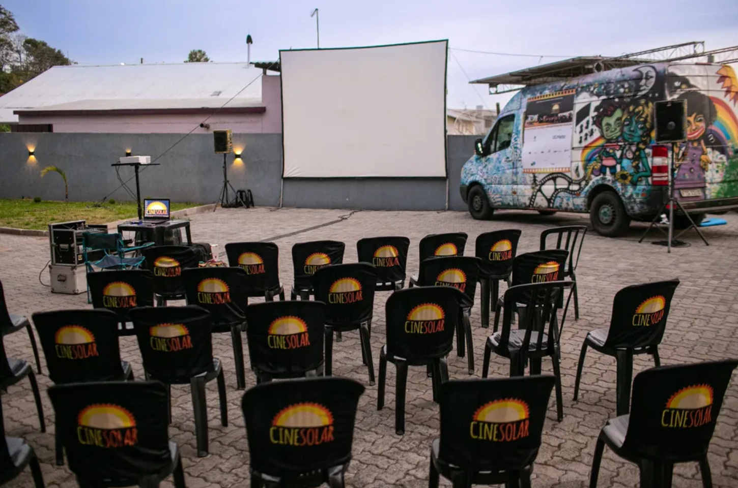 Itu recebe o CineSolar com cinema gratuito movido a energia solar nesta quinta (28/08)